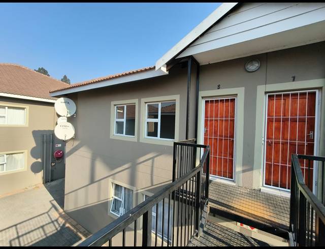 2 BEDROOM APARTMENT TO LET IN PEACEHAVEN INDUSTRIAL